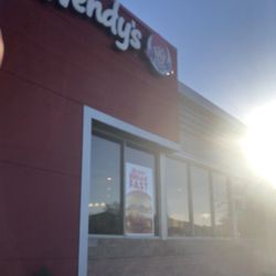 Wendy's - Front exterior