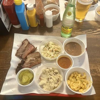 Cooper's Old Time Pit Bar-B-Que - Barbeque Near Me - Austin, Texas