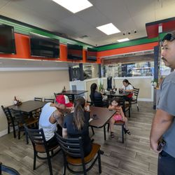 Sw8 Dada's Sizzling Sisig - This used to be Pampanga's Kitchen before Sw8 Dada's took over the lease. Pampanga's Kitchen is now at the other Waipahu shopping center