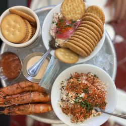 Found Oyster - Dips and shrimp
