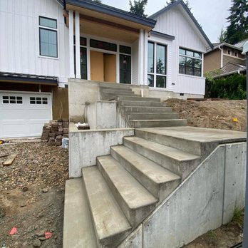 Relva Landscaping and Construction - steps leading up to a house - Landscaping Near Me