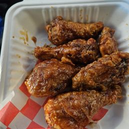Lunch special wings and drums with soy garlic sauce