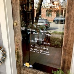 Scarlett Scales Antiques - Hours-