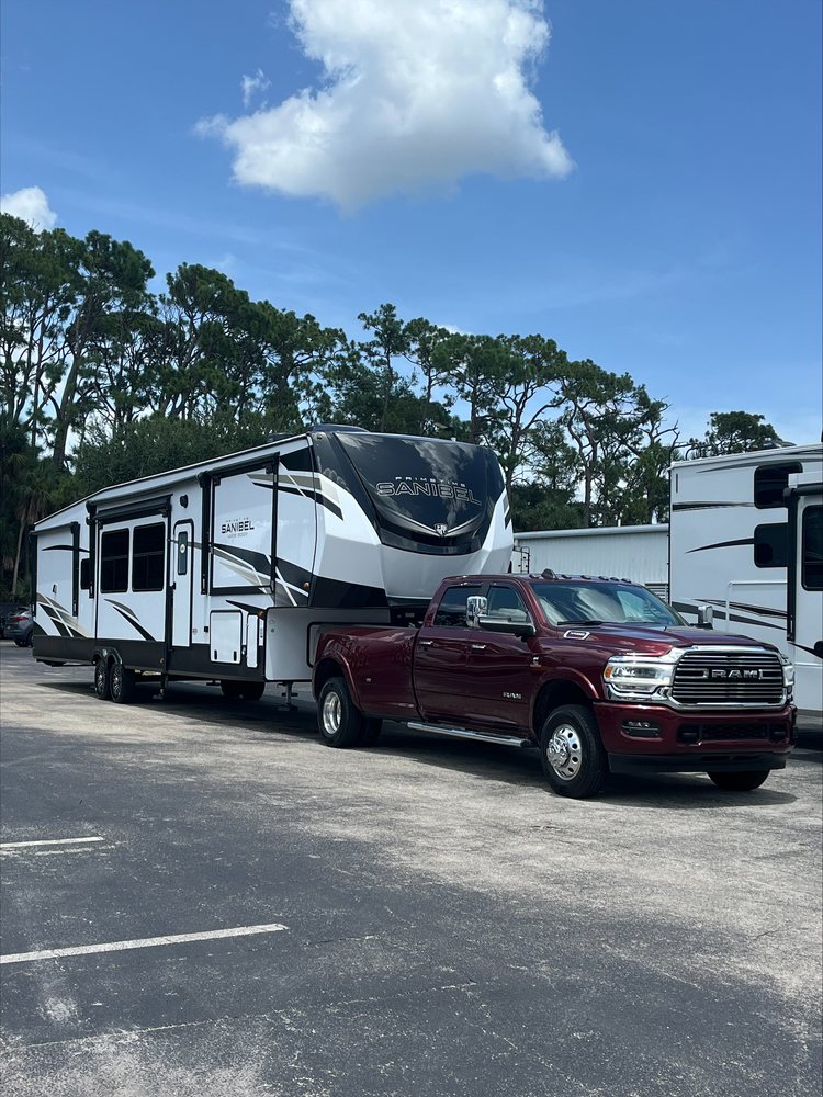 General Rv Center West Palm Beach GENERAL RV CENTER - Updated June 2025 - 15565 S Tamiami Trl, Fort Myers