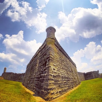 Castillo de San Marcos - Landmarks & Historical Buildings Near Me - Saint Augustine, Florida Castillo de San Marcos - Landmarks & Historical Buildings Near Me - Saint Augustine, Florida