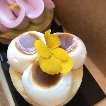 Borealis Coffee Company - Irish Cream Cheese Cake and Key Lime Tart - Coffee & Tea Near Me - Bristol, Rhode Island
