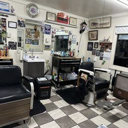 DeHart's Barber Shop