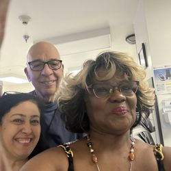 Encino Hospital Medical Center - The Emergency Room doctors . I'm grateful forever to this top notch Emergency Room