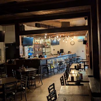 Three Pines Bistro & Bar - Pub area, currently closed - Comfort Food Near Me - Colfax, California