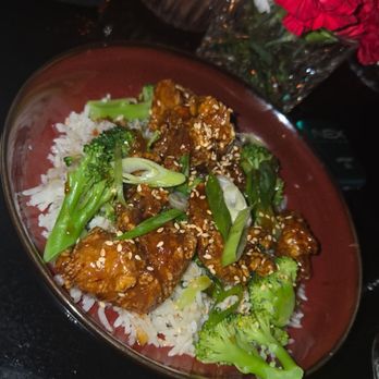 Bixi - Lemon grass sesame chicken.... everything was good - Cocktail Bars Near Me - New York, New York
