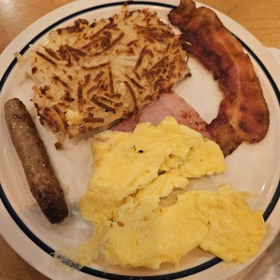IHOP by null