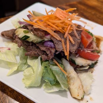 Khantong Thai Kitchen - Thai Beef Salad (fish sauce with lime and cilantro dressing). Spicy but adjustable. - Thai Near Me - Woodside, New York