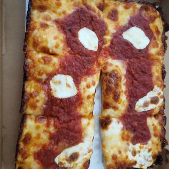 R Town Pizza - Pizza Near Me - Reno, Nevada R Town Pizza - Pizza Near Me - Reno, Nevada