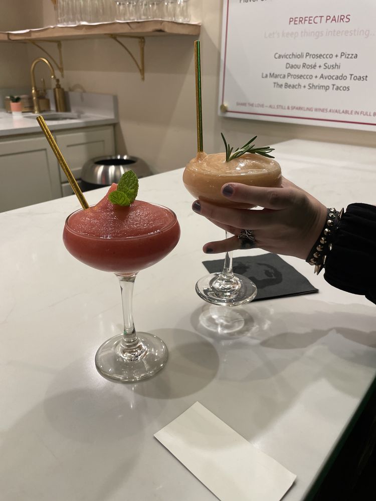 THE ROSÉ BAR Updated October 2024 1909 Bellamah Ave NW, Albuquerque