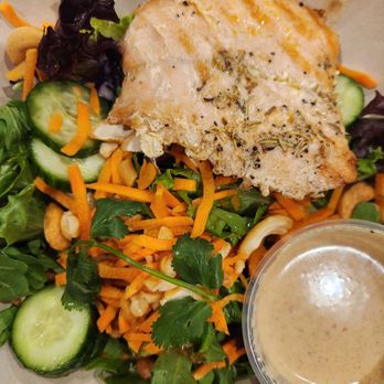 Aubergine Kitchen - Salmon salad - Breakfast & Brunch Near Me - Mesa, Arizona