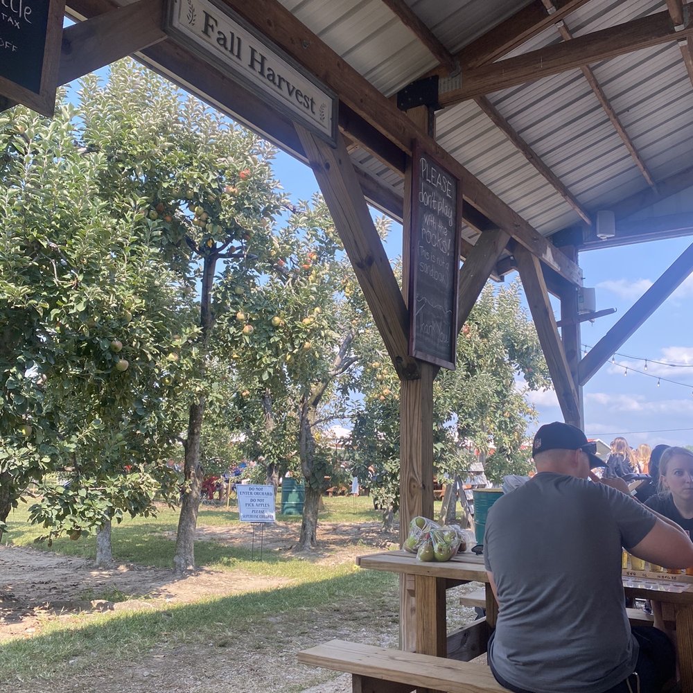 Windy Hill Orchard & Cidery - Cideries Near Me - York, South Carolina Windy Hill Orchard & Cidery - Cideries Near Me - York, South Carolina
