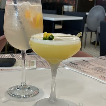 Ebb & Flow - Cocktail Bars Near Me - Plano, Texas
