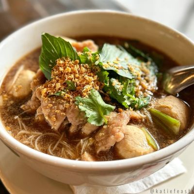 Myrtle Thai by null