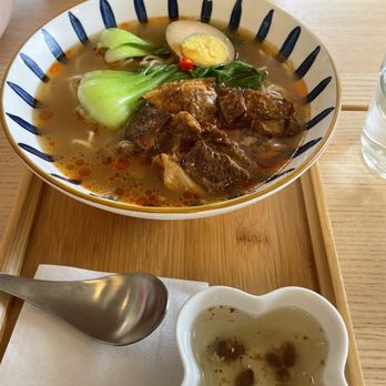 Miss Lin Cafe - Cafes Near Me - Markham, Ontario