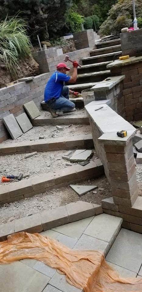 Slide of Fuentes L Construction