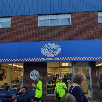 Ray's Ice Cream - Chilling & Enjoying My 2-scoop Ice Cream from Ray's and people watching Tuesday evening 7/23/2024 - Ice Cream & Frozen Yogurt Near Me - Royal Oak, Michigan Ray's Ice Cream - Chilling & Enjoying My 2-scoop Ice Cream from Ray's and people watching Tuesday evening 7/23/2024 - Ice Cream & Frozen Yogurt Near Me - Royal Oak, Michigan