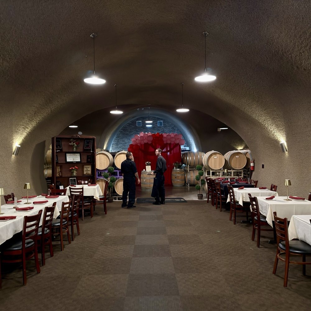 Oak Mountain Winery - Entering the dining area - Wineries Near Me - Temecula, California Oak Mountain Winery - Entering the dining area - Wineries Near Me - Temecula, California