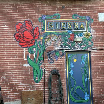 Sienna Wine Bar & Small Plates - Wine Bars Near Me - Denver, Colorado
