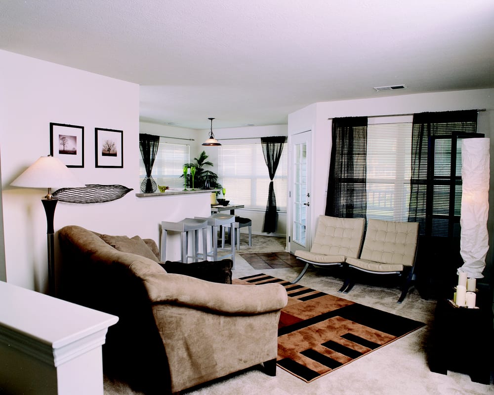 PRESTON POINTE AT SHANNON GLEN BY NRP GROUP Apartments 5800 Shannon Rd Canal, Winchester, OH