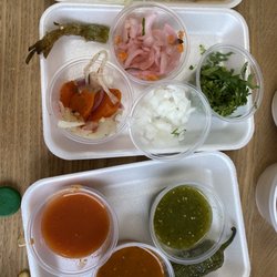 Supermercado & Restaurante Carrillo El Guero - Various salsas