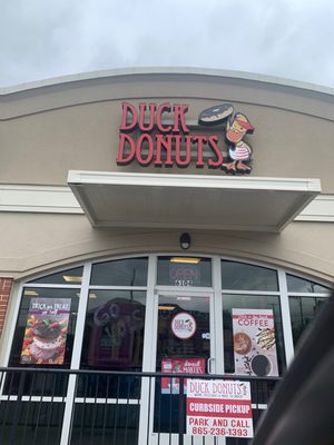 Duck Donuts by null
