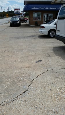 PERRY’S TIRES SERVICE - Updated February 2026 - 20 Photos & 19 Reviews