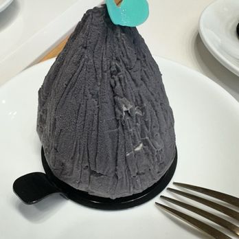 Patisserie Fleur - Patisserie/Cake Shop Near Me - Markham, Ontario Patisserie Fleur - Patisserie/Cake Shop Near Me - Markham, Ontario