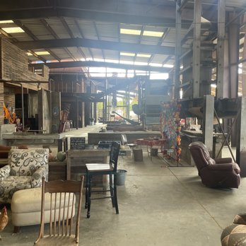 Ruhstaller Farm - Indoor seating - Breweries Near Me - Dixon, California Ruhstaller Farm - Indoor seating - Breweries Near Me - Dixon, California