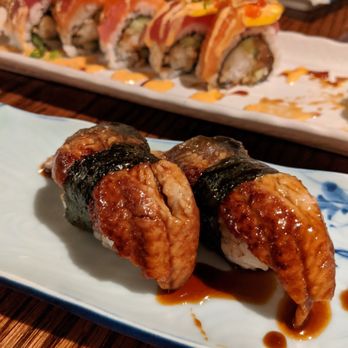 Sushi Masa - Unagi nigiri and sun kissed in the back - Japanese Near Me - San Jose, California Sushi Masa - Unagi nigiri and sun kissed in the back - Japanese Near Me - San Jose, California