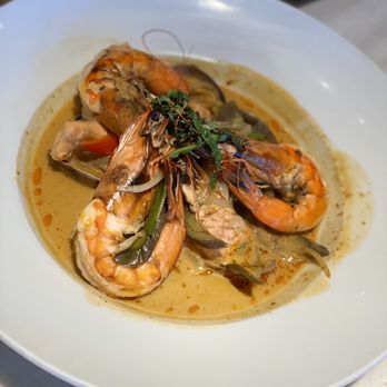 Mariposa - Laksa - New American Near Me - Honolulu, Hawaii