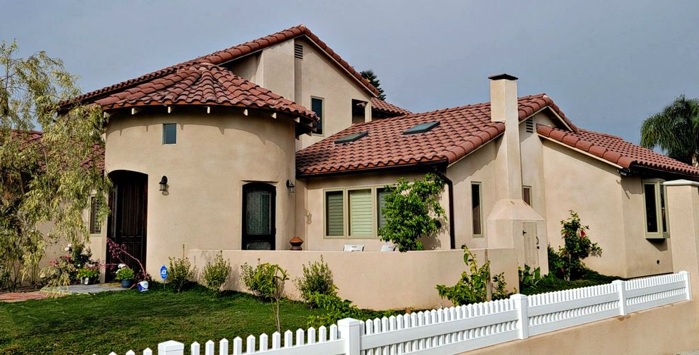 Slide of Terrazas Roofing