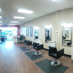 Custom Hair Lounge