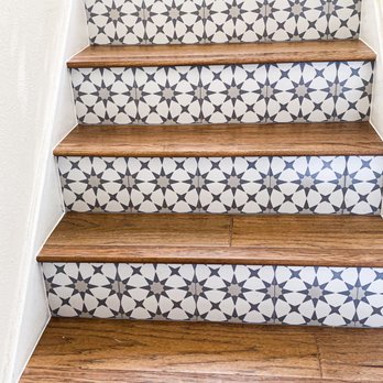 JW Flooring - a set of stairs in a home - Flooring Near Me - Dallas, Texas