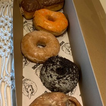 Doe Donuts - Doe Donuts - Donuts Near Me - Portland, Oregon