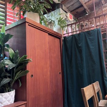 Phuket Cafe - Aesthetically pleasing interior. - Thai Near Me - Portland, Oregon Phuket Cafe - Aesthetically pleasing interior. - Thai Near Me - Portland, Oregon