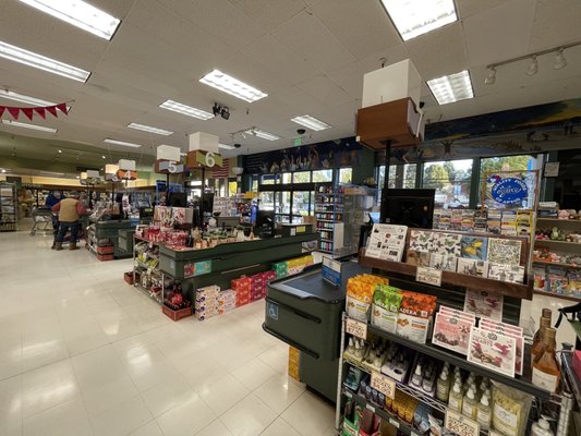 Deluxe Foods of Aptos by null