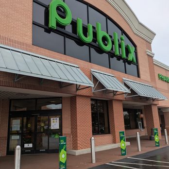 Steele Creek Crossing - Publix in the Steele Creek Crossing, Charlotte - Shopping Centers Near Me - Charlotte, North Carolina Steele Creek Crossing - Publix in the Steele Creek Crossing, Charlotte - Shopping Centers Near Me - Charlotte, North Carolina
