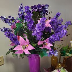 Murrelle's Florist - Perfect Purple Bouquet !