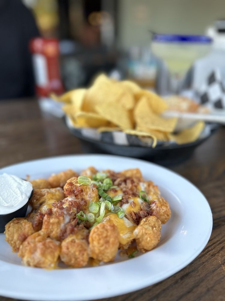 The Parrot Patio Bar & Grill Image