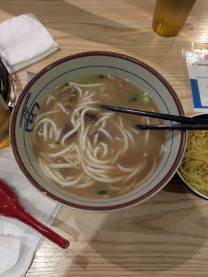 Wen's Yunnan Noodle & Ramen 云南米线 by null