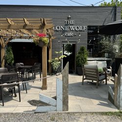 The Lone Wolf - Entrance & outdoor patio seating area