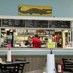 Mandeville Seafood Market & Eatery