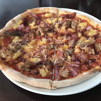 Fabiani's - The Maui pizza - perfect in every way - Italian Near Me - Kihei, Hawaii