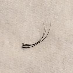 Another unhealthy lash clump glued to my skin lash line.