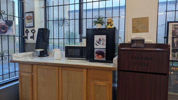 Ray's Donuts #4 by null